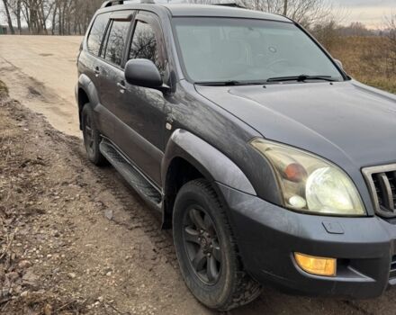 Серый Тойота Ленд Крузер Прадо 120, объемом двигателя 3 л и пробегом 446 тыс. км за 11000 $, фото 8 на Automoto.ua