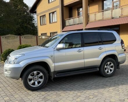 Сірий Тойота Ленд Крузер Прадо 120, об'ємом двигуна 3 л та пробігом 243 тис. км за 16500 $, фото 1 на Automoto.ua