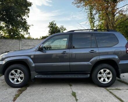 Серый Тойота Ленд Крузер Прадо 120, объемом двигателя 0 л и пробегом 200 тыс. км за 2800 $, фото 3 на Automoto.ua