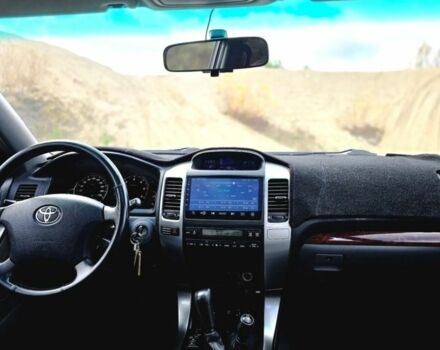 Серый Тойота Ленд Крузер Прадо 120, объемом двигателя 3 л и пробегом 200 тыс. км за 3500 $, фото 6 на Automoto.ua