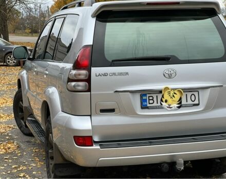 Серый Тойота Ленд Крузер Прадо 120, объемом двигателя 4 л и пробегом 240 тыс. км за 346 $, фото 4 на Automoto.ua