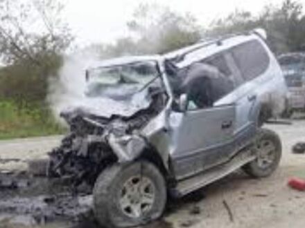 Тойота Ленд Крузер Прадо 120 2003 в Белой Церкве на Automoto.ua Серый Тойота Ленд Крузер Прадо 120, объемом двигателя 3 л и пробегом 350 тыс. км за 1800 $, фото 1 на Automoto.ua