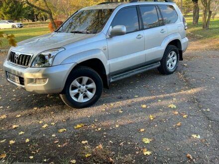 Серый Тойота Ленд Крузер Прадо 120, объемом двигателя 3 л и пробегом 350 тыс. км за 11500 $, фото 1 на Automoto.ua