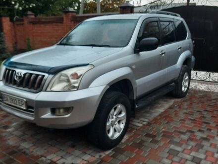 Серый Тойота Ленд Крузер Прадо 120, объемом двигателя 2.7 л и пробегом 270 тыс. км за 7800 $, фото 1 на Automoto.ua