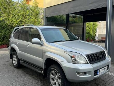 Сірий Тойота Ленд Крузер Прадо 120, об'ємом двигуна 4 л та пробігом 300 тис. км за 343 $, фото 1 на Automoto.ua