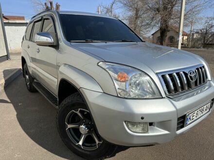 Тойота Ленд Крузер Прадо 120 2005 в Кривом Роге на Automoto.ua Серый Тойота Ленд Крузер Прадо 120, объемом двигателя 4 л и пробегом 167 тыс. км за 15500 $, фото 1 на Automoto.ua