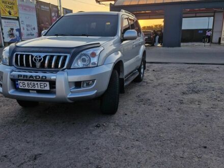 Серый Тойота Ленд Крузер Прадо 120, объемом двигателя 2.7 л и пробегом 265 тыс. км за 12500 $, фото 1 на Automoto.ua