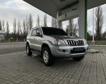 Серый Тойота Ленд Крузер Прадо 120, объемом двигателя 4 л и пробегом 198 тыс. км за 11500 $, фото 1 на Automoto.ua