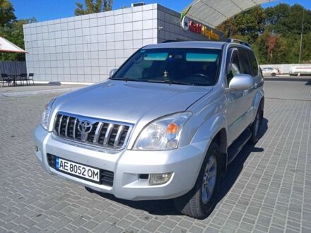 Тойота Ленд Крузер Прадо 120 2007 у Дніпро (Дніпропетровську) на Automoto.ua Сірий Тойота Ленд Крузер Прадо 120, об'ємом двигуна 4 л та пробігом 240 тис. км за 14500 $, фото 1 на Automoto.ua