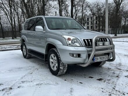 Сірий Тойота Ленд Крузер Прадо 120, об'ємом двигуна 3 л та пробігом 270 тис. км за 15900 $, фото 1 на Automoto.ua