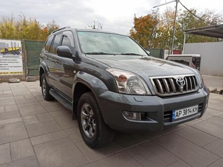 Серый Тойота Ленд Крузер Прадо 120, объемом двигателя 4 л и пробегом 280 тыс. км за 15800 $, фото 1 на Automoto.ua