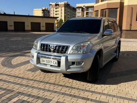 Серый Тойота Ленд Крузер Прадо 120, объемом двигателя 2.7 л и пробегом 202 тыс. км за 13800 $, фото 1 на Automoto.ua