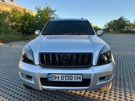 Серый Тойота Ленд Крузер Прадо 120, объемом двигателя 4 л и пробегом 250 тыс. км за 17500 $, фото 1 на Automoto.ua