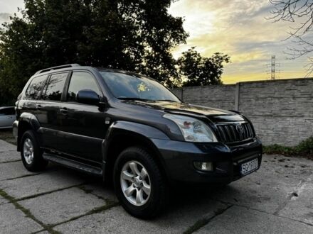 Серый Тойота Ленд Крузер Прадо 120, объемом двигателя 0 л и пробегом 200 тыс. км за 2800 $, фото 1 на Automoto.ua