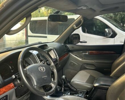 Синий Тойота Ленд Крузер Прадо 120, объемом двигателя 3 л и пробегом 250 тыс. км за 7600 $, фото 3 на Automoto.ua