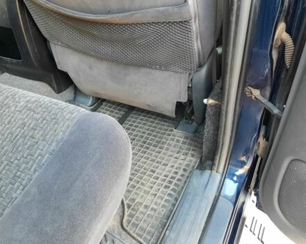 Синій Тойота Ленд Крузер Прадо 120, об'ємом двигуна 3 л та пробігом 300 тис. км за 43500 $, фото 18 на Automoto.ua