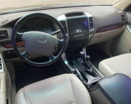 Зелений Тойота Ленд Крузер Прадо 120, об'ємом двигуна 2.7 л та пробігом 260 тис. км за 9999 $, фото 12 на Automoto.ua