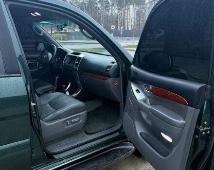 Зеленый Тойота Ленд Крузер Прадо 120, объемом двигателя 3 л и пробегом 300 тыс. км за 10600 $, фото 12 на Automoto.ua