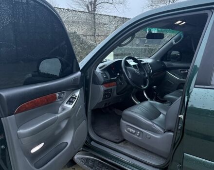 Зеленый Тойота Ленд Крузер Прадо 120, объемом двигателя 3 л и пробегом 300 тыс. км за 10600 $, фото 10 на Automoto.ua