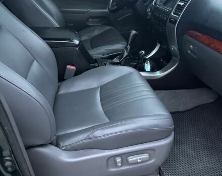 Зеленый Тойота Ленд Крузер Прадо 120, объемом двигателя 3 л и пробегом 300 тыс. км за 10600 $, фото 11 на Automoto.ua