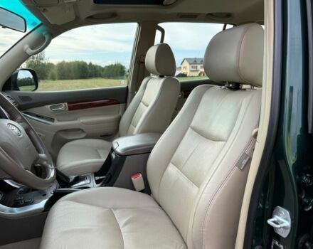 Зеленый Тойота Ленд Крузер Прадо 120, объемом двигателя 3 л и пробегом 232 тыс. км за 4300 $, фото 18 на Automoto.ua