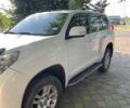 Білий Тойота Ленд Крузер Прадо 150, об'ємом двигуна 4 л та пробігом 217 тис. км за 22000 $, фото 3 на Automoto.ua