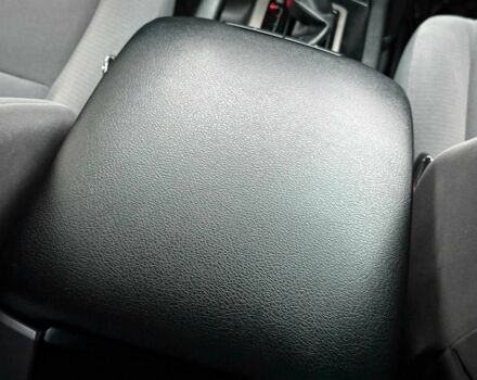 Белый Тойота Ленд Крузер Прадо 150, объемом двигателя 2.7 л и пробегом 180 тыс. км за 20500 $, фото 22 на Automoto.ua