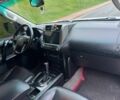 Белый Тойота Ленд Крузер Прадо 150, объемом двигателя 4 л и пробегом 237 тыс. км за 19700 $, фото 16 на Automoto.ua