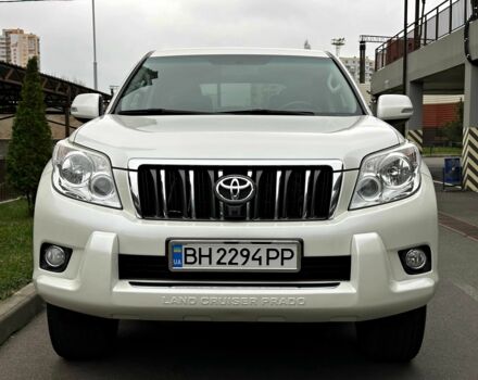 Белый Тойота Ленд Крузер Прадо 150, объемом двигателя 2.7 л и пробегом 180 тыс. км за 20500 $, фото 3 на Automoto.ua