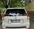 Белый Тойота Ленд Крузер Прадо 150, объемом двигателя 4 л и пробегом 245 тыс. км за 21500 $, фото 3 на Automoto.ua