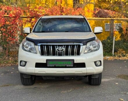 Белый Тойота Ленд Крузер Прадо 150, объемом двигателя 3 л и пробегом 202 тыс. км за 23900 $, фото 3 на Automoto.ua