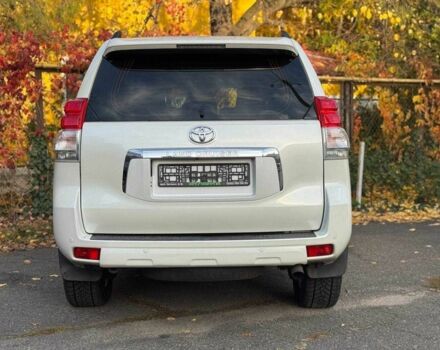 Белый Тойота Ленд Крузер Прадо 150, объемом двигателя 3 л и пробегом 202 тыс. км за 23900 $, фото 4 на Automoto.ua