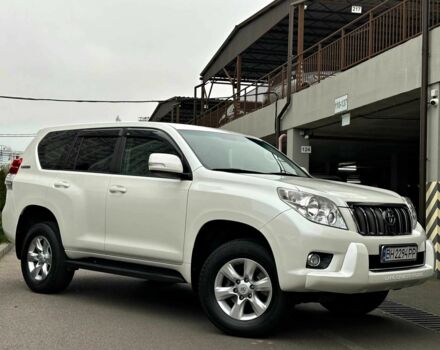 Белый Тойота Ленд Крузер Прадо 150, объемом двигателя 2.7 л и пробегом 180 тыс. км за 20500 $, фото 2 на Automoto.ua