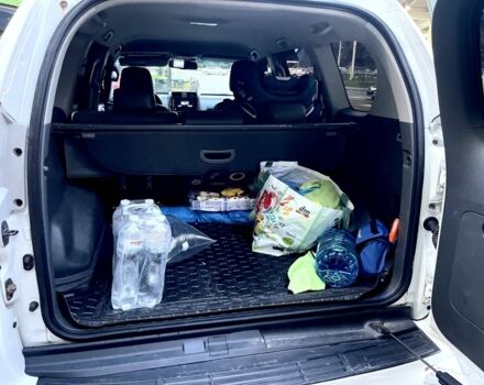 Белый Тойота Ленд Крузер Прадо 150, объемом двигателя 2.7 л и пробегом 233 тыс. км за 19000 $, фото 6 на Automoto.ua