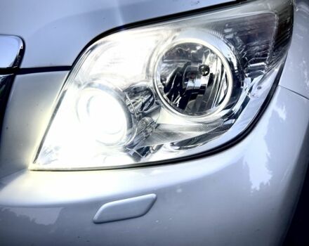 Белый Тойота Ленд Крузер Прадо 150, объемом двигателя 2.7 л и пробегом 233 тыс. км за 19000 $, фото 17 на Automoto.ua