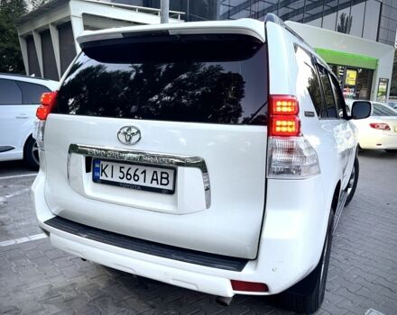 Белый Тойота Ленд Крузер Прадо 150, объемом двигателя 2.7 л и пробегом 233 тыс. км за 19000 $, фото 1 на Automoto.ua