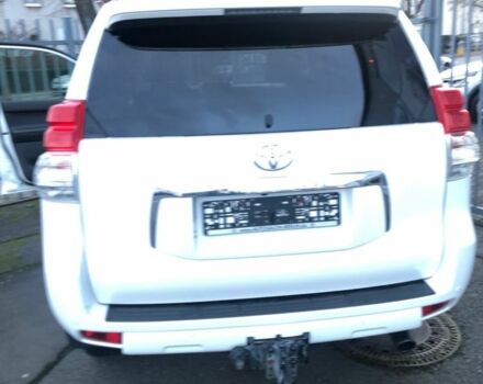 Білий Тойота Ленд Крузер Прадо 150, об'ємом двигуна 3 л та пробігом 112 тис. км за 13200 $, фото 4 на Automoto.ua