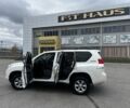 Тойота Ленд Крузер Прадо 150 2012 в Запорожье на Automoto.ua Белый Тойота Ленд Крузер Прадо 150, объемом двигателя 2.7 л и пробегом 38 тыс. км за 29000 $, фото 6 на Automoto.ua