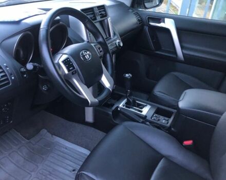 Білий Тойота Ленд Крузер Прадо 150, об'ємом двигуна 3 л та пробігом 112 тис. км за 13200 $, фото 18 на Automoto.ua