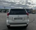 Тойота Ленд Крузер Прадо 150 2012 в Запорожье на Automoto.ua Белый Тойота Ленд Крузер Прадо 150, объемом двигателя 2.7 л и пробегом 38 тыс. км за 29000 $, фото 14 на Automoto.ua