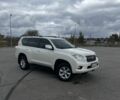 Тойота Ленд Крузер Прадо 150 2012 в Запорожье на Automoto.ua Белый Тойота Ленд Крузер Прадо 150, объемом двигателя 2.7 л и пробегом 38 тыс. км за 29000 $, фото 13 на Automoto.ua