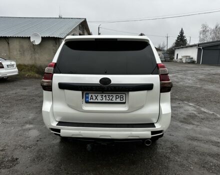 Белый Тойота Ленд Крузер Прадо 150, объемом двигателя 3 л и пробегом 148 тыс. км за 27500 $, фото 5 на Automoto.ua