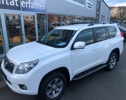 Белый Тойота Ленд Крузер Прадо 150, объемом двигателя 3 л и пробегом 121 тыс. км за 12800 $, фото 3 на Automoto.ua