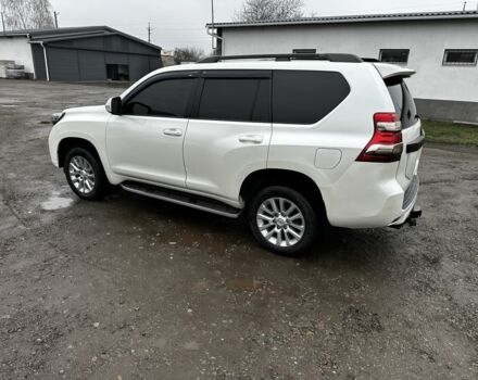 Белый Тойота Ленд Крузер Прадо 150, объемом двигателя 3 л и пробегом 148 тыс. км за 27500 $, фото 3 на Automoto.ua