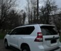 Белый Тойота Ленд Крузер Прадо 150, объемом двигателя 3 л и пробегом 280 тыс. км за 27500 $, фото 4 на Automoto.ua