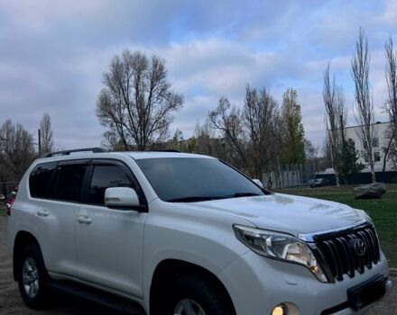 Белый Тойота Ленд Крузер Прадо 150, объемом двигателя 3 л и пробегом 280 тыс. км за 27500 $, фото 2 на Automoto.ua