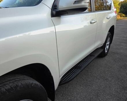 Белый Тойота Ленд Крузер Прадо 150, объемом двигателя 2.7 л и пробегом 118 тыс. км за 25500 $, фото 3 на Automoto.ua