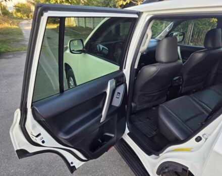 Белый Тойота Ленд Крузер Прадо 150, объемом двигателя 2.7 л и пробегом 118 тыс. км за 25500 $, фото 17 на Automoto.ua