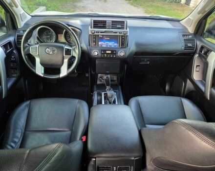 Белый Тойота Ленд Крузер Прадо 150, объемом двигателя 2.7 л и пробегом 118 тыс. км за 25500 $, фото 10 на Automoto.ua