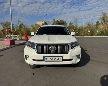 Белый Тойота Ленд Крузер Прадо 150, объемом двигателя 3 л и пробегом 257 тыс. км за 27500 $, фото 1 на Automoto.ua